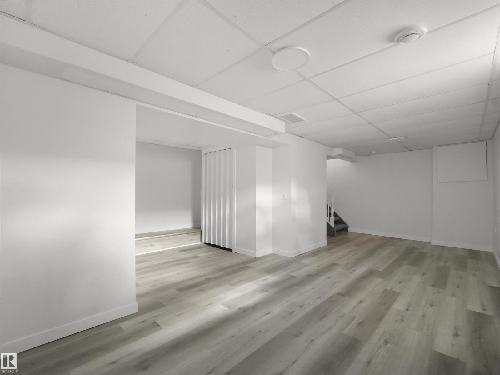 #6 14220 80 ST NW - Image 20