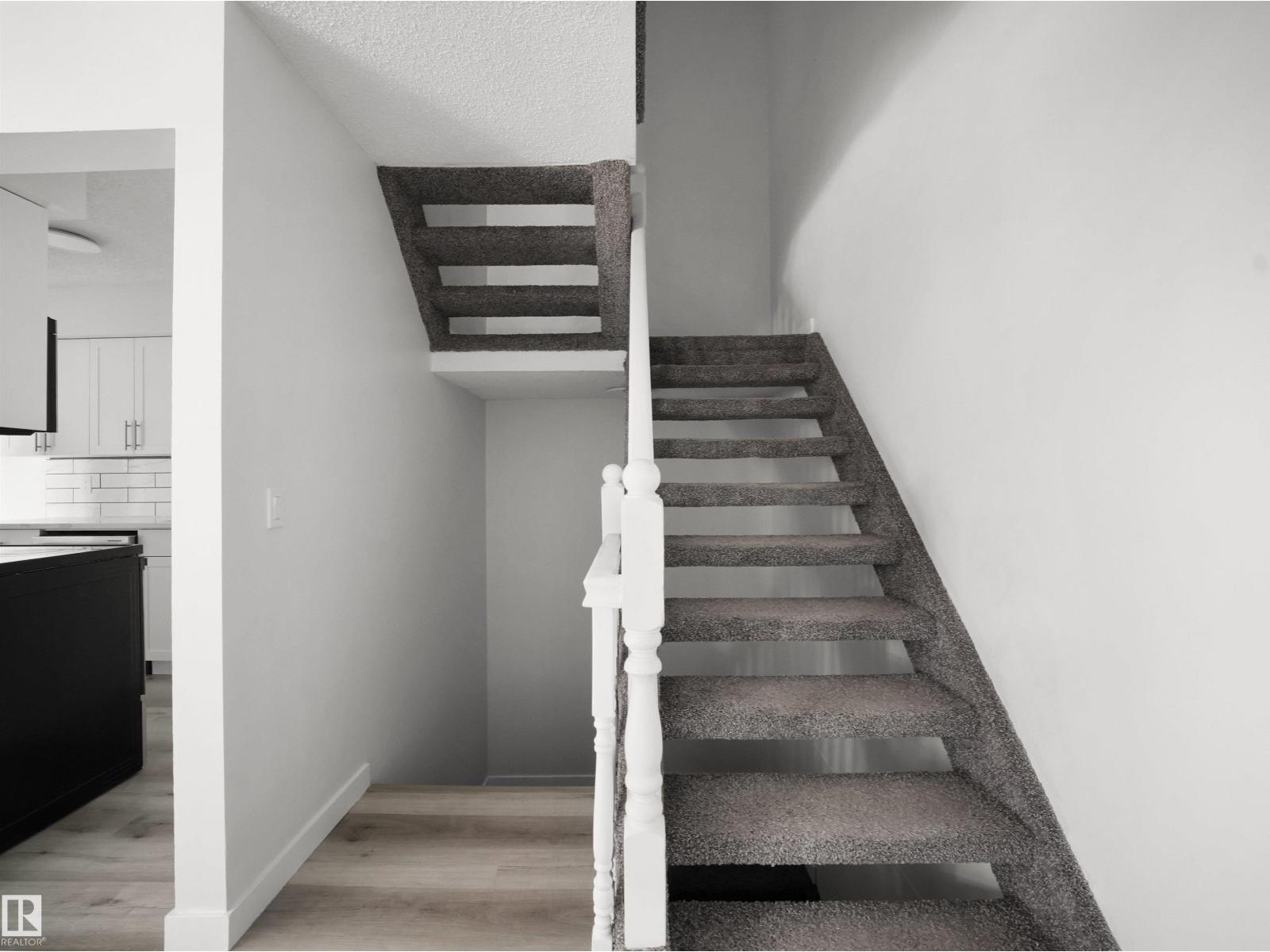 #6 14220 80 ST NW - Image 9