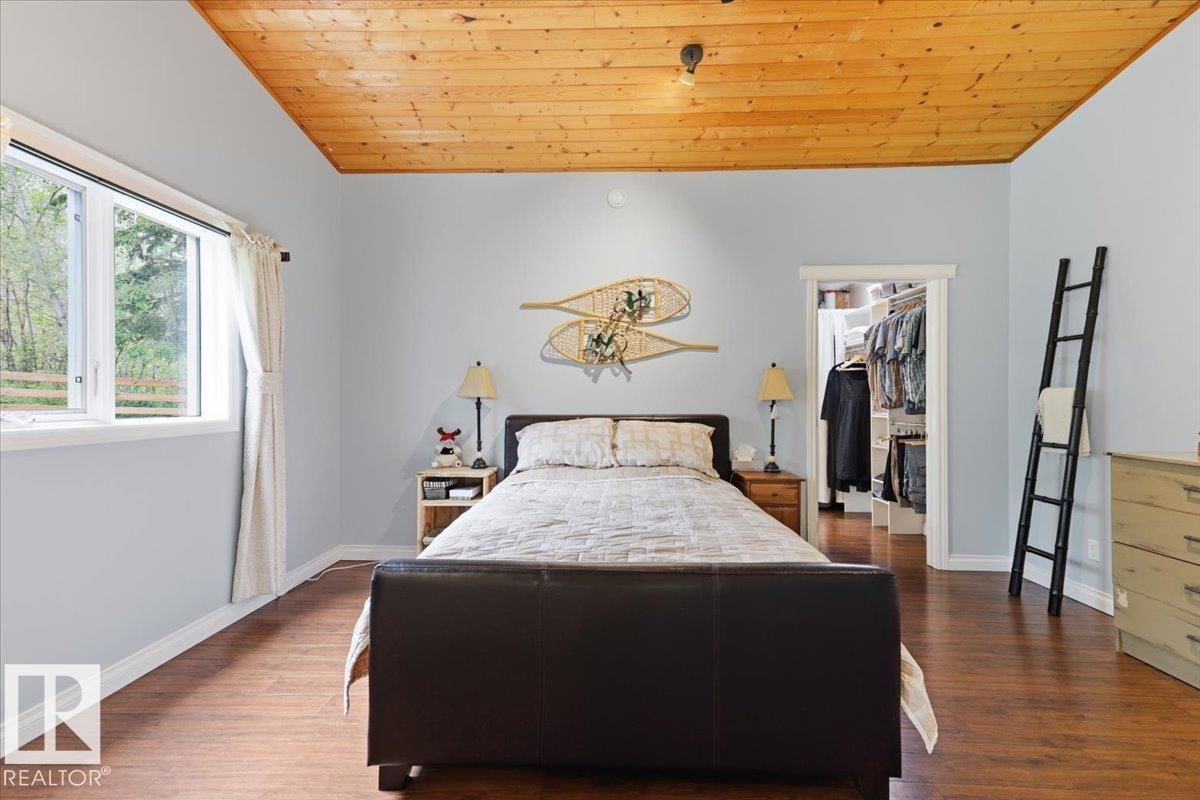 12055A TWP ROAD 454 - 30