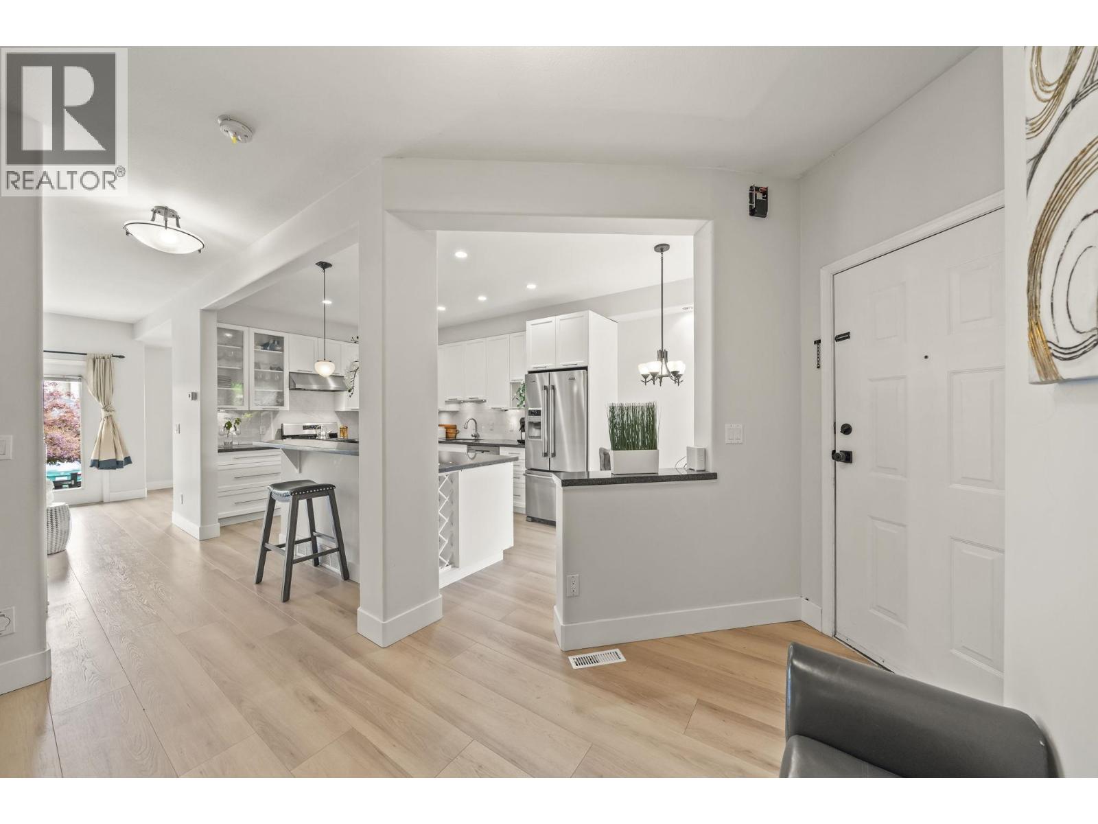 12 1765 PADDOCK DRIVE, Coquitlam — photo 2