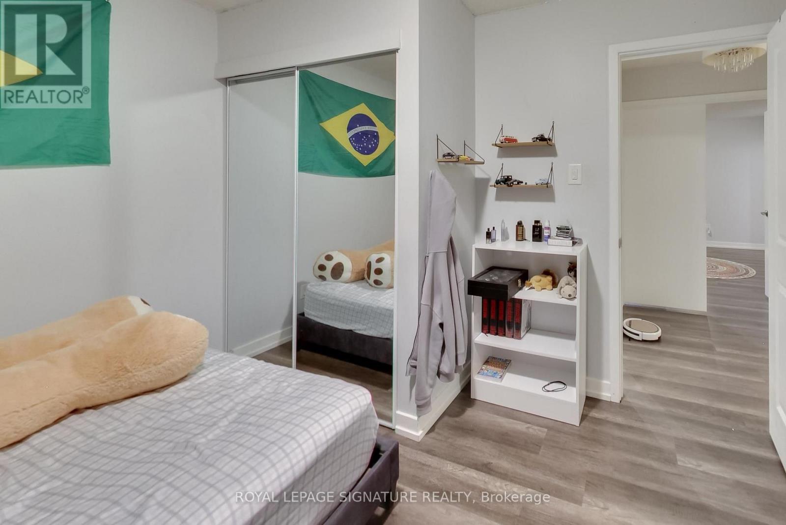 1204 BENSON STREET - 24