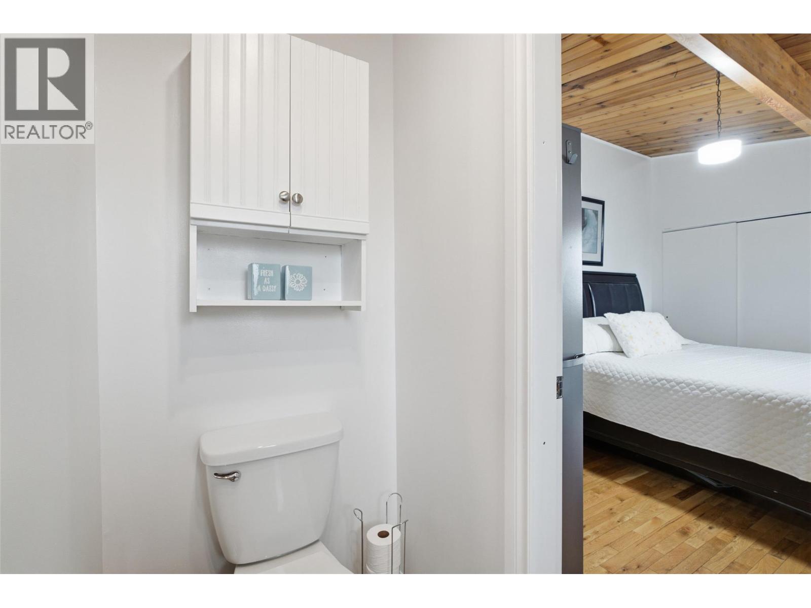 2402 Reid Avenue - 36