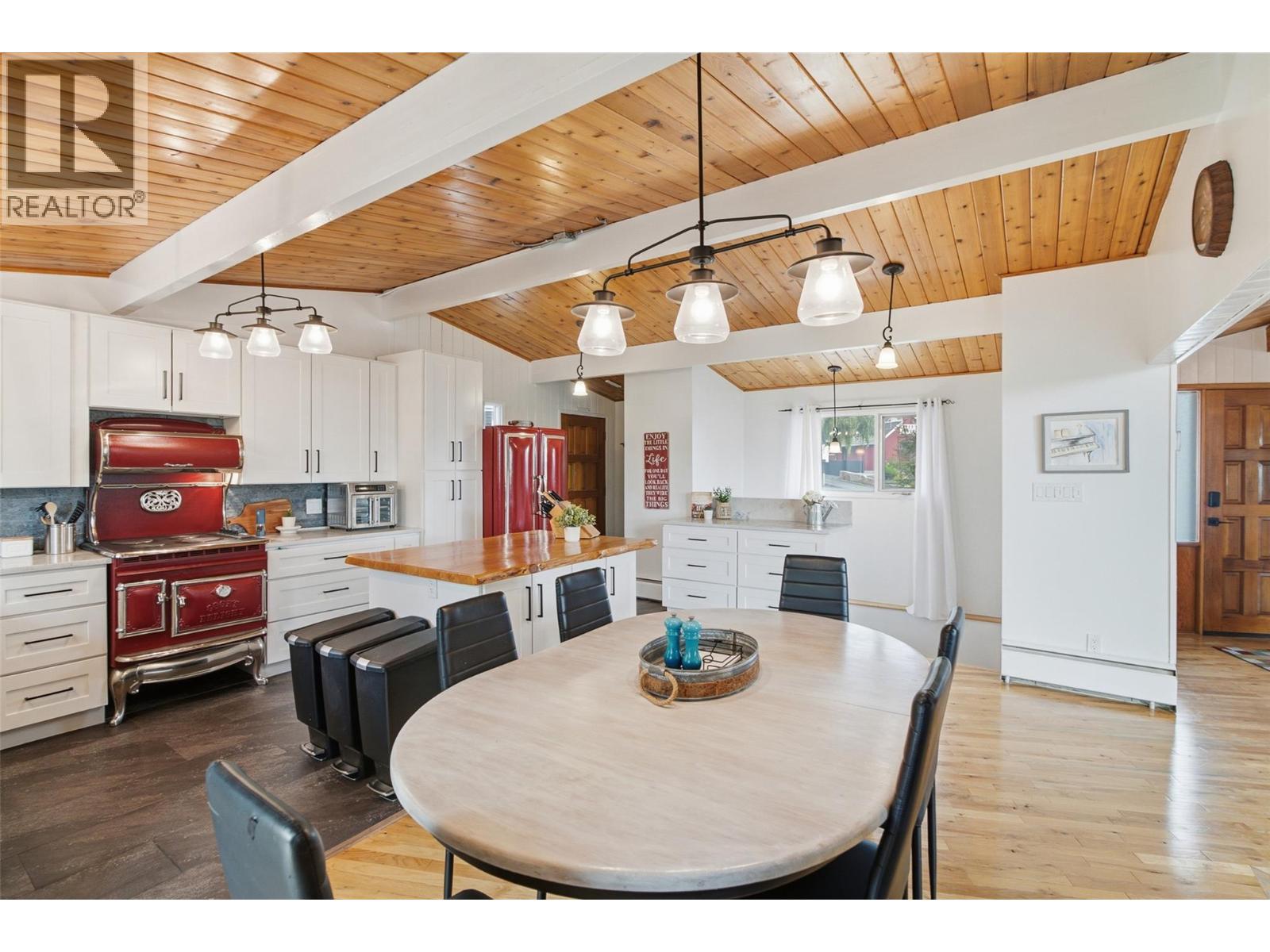 2402 Reid Avenue - 29