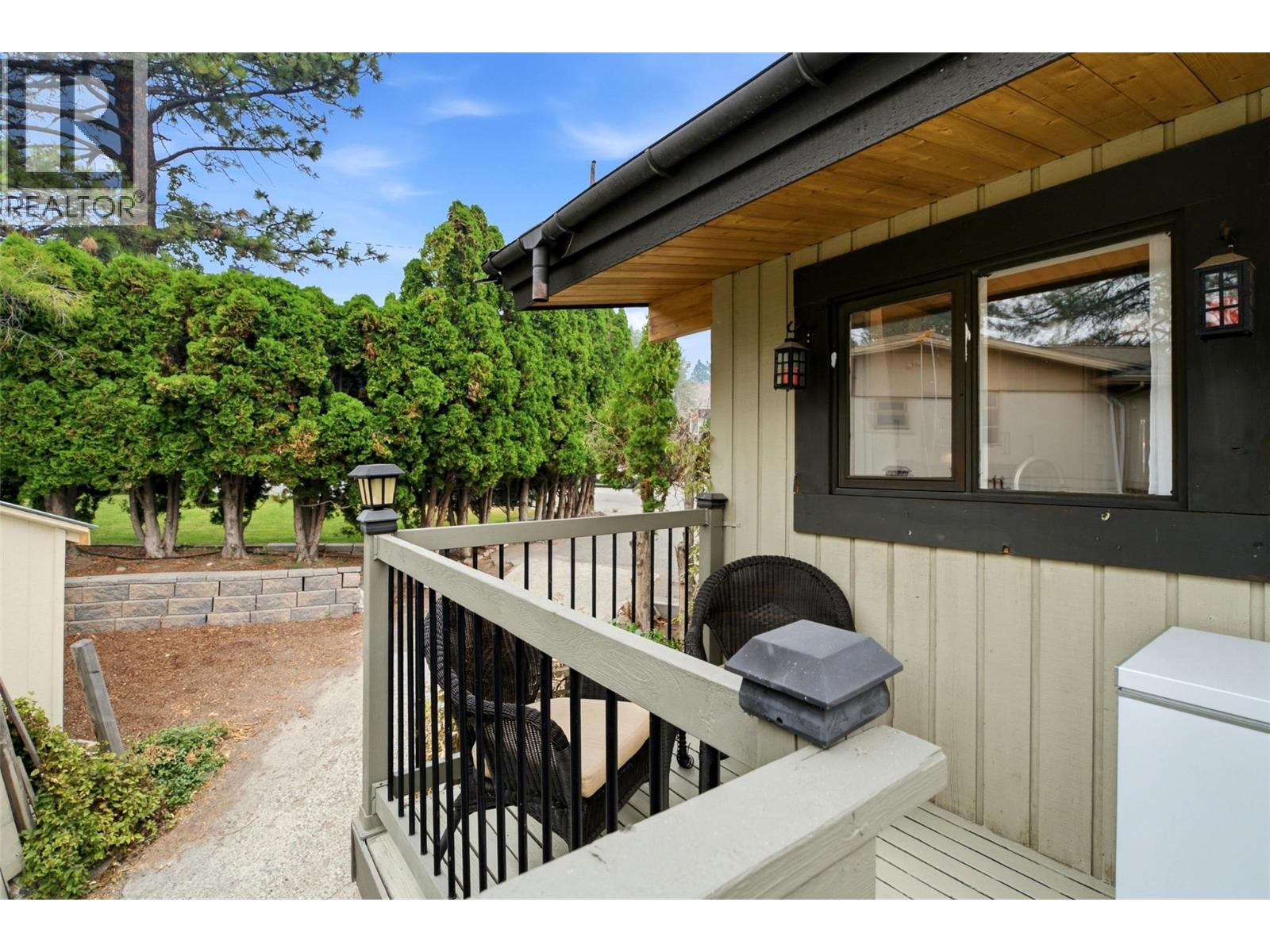 2402 Reid Avenue - 42