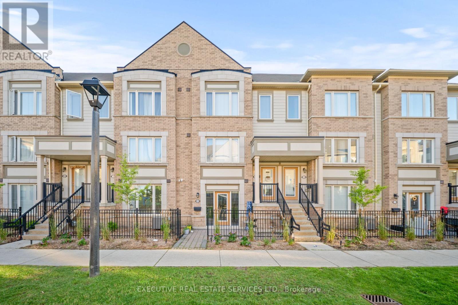 #144 1 BECKENROSE COURT - 1