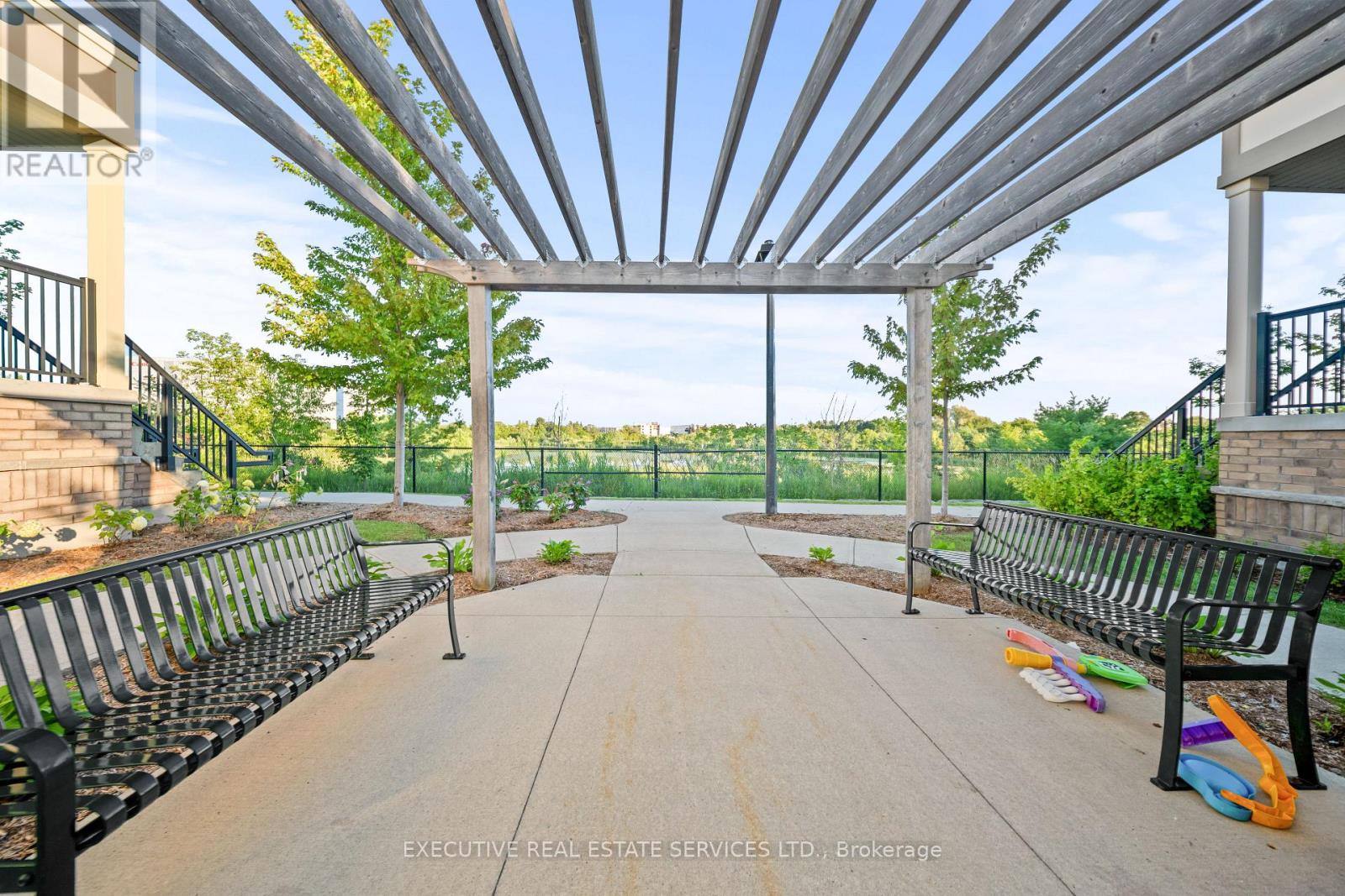 #144 1 BECKENROSE COURT - 24