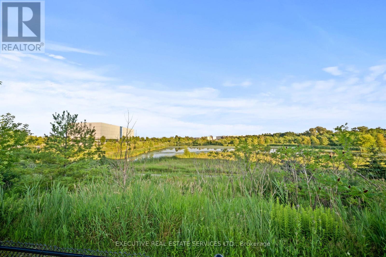 #144 1 BECKENROSE COURT - 25