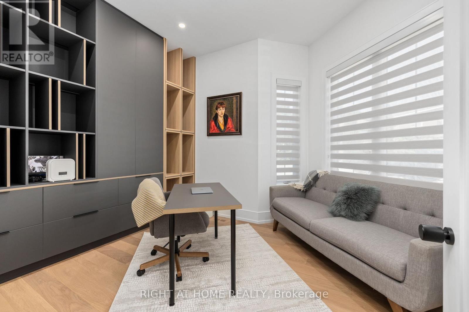 33 THORNDALE AVENUE - Image 19