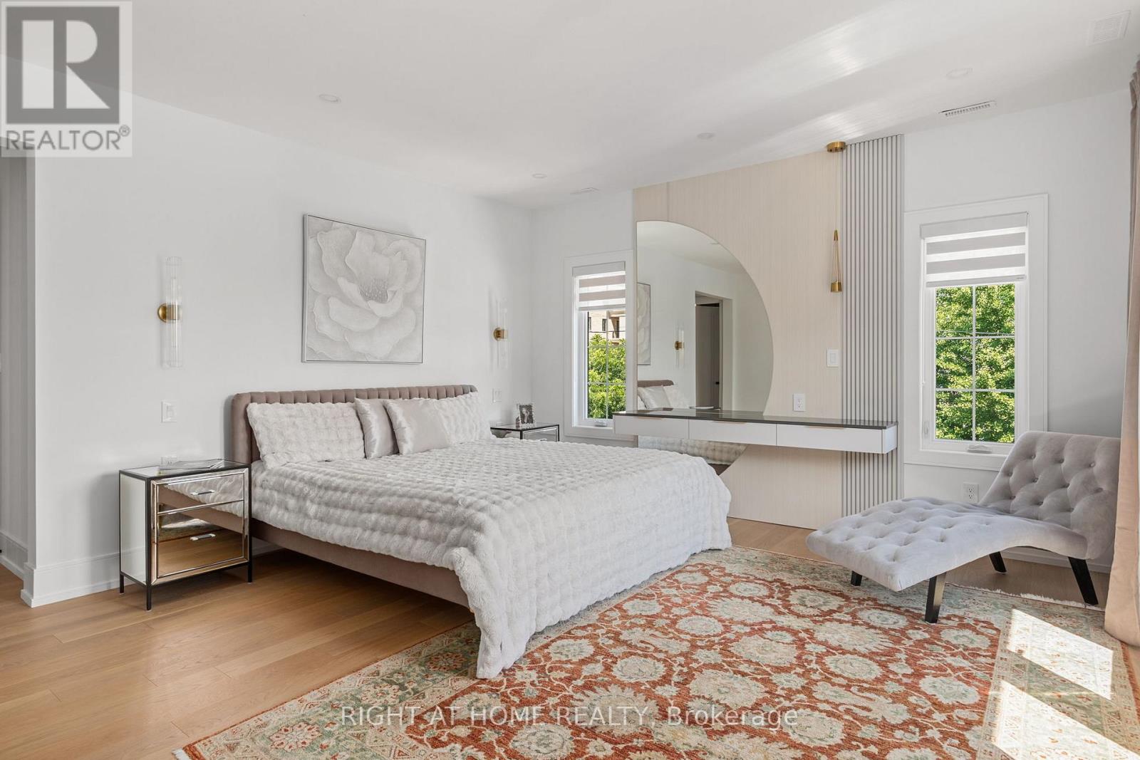 33 THORNDALE AVENUE - Image 24