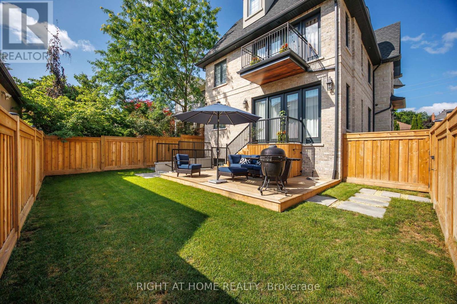 33 THORNDALE AVENUE - Image 8