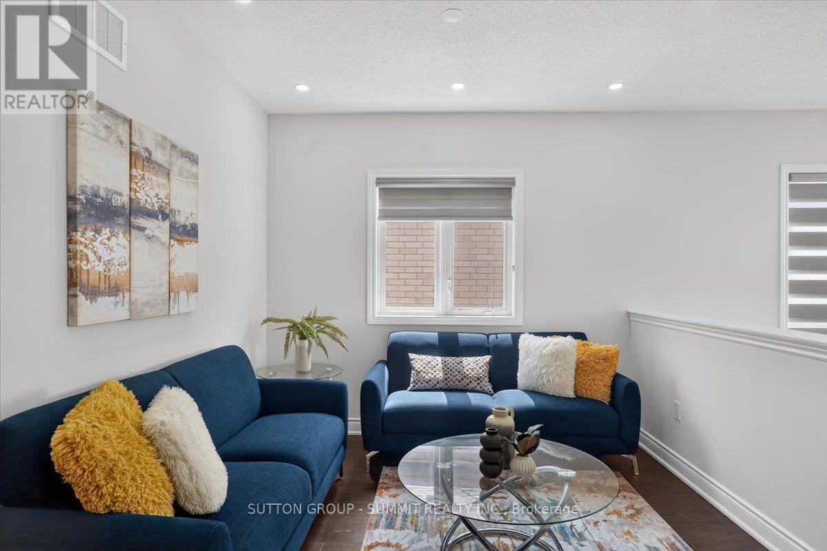 3469 POST ROAD - 18