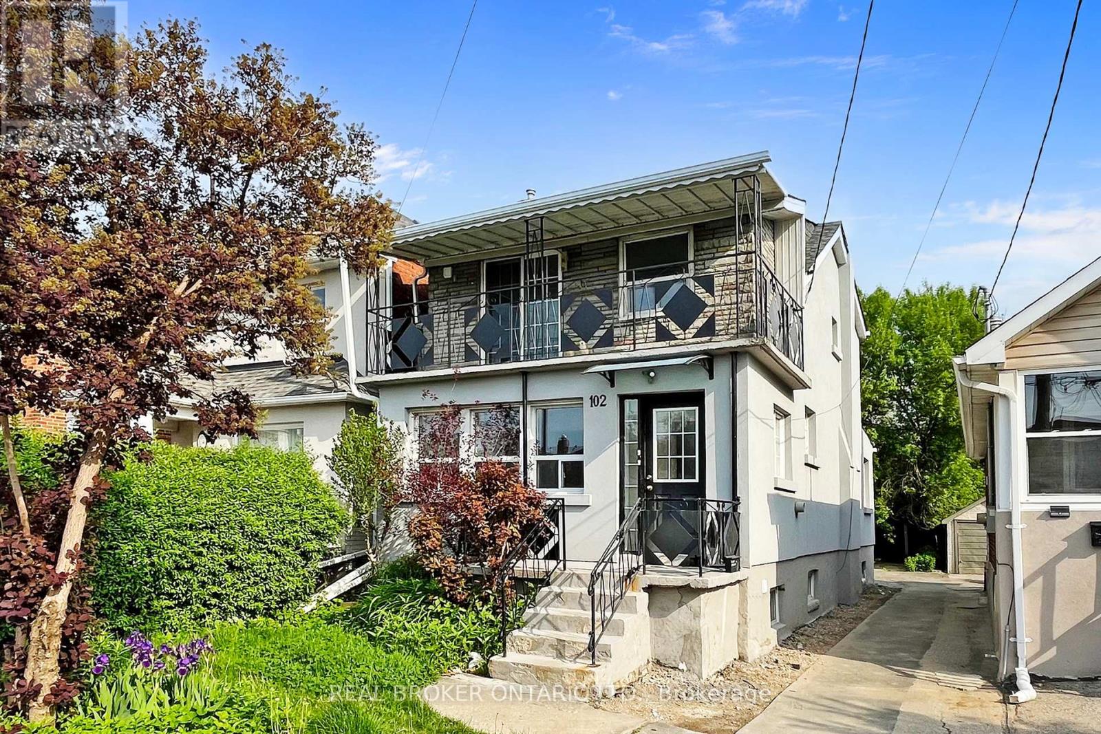 Photo of 102 Bowie Avenue