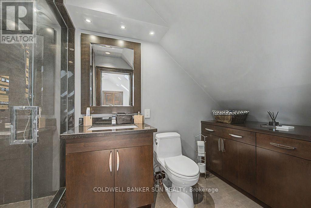 10 PRIDE COURT - Image 28