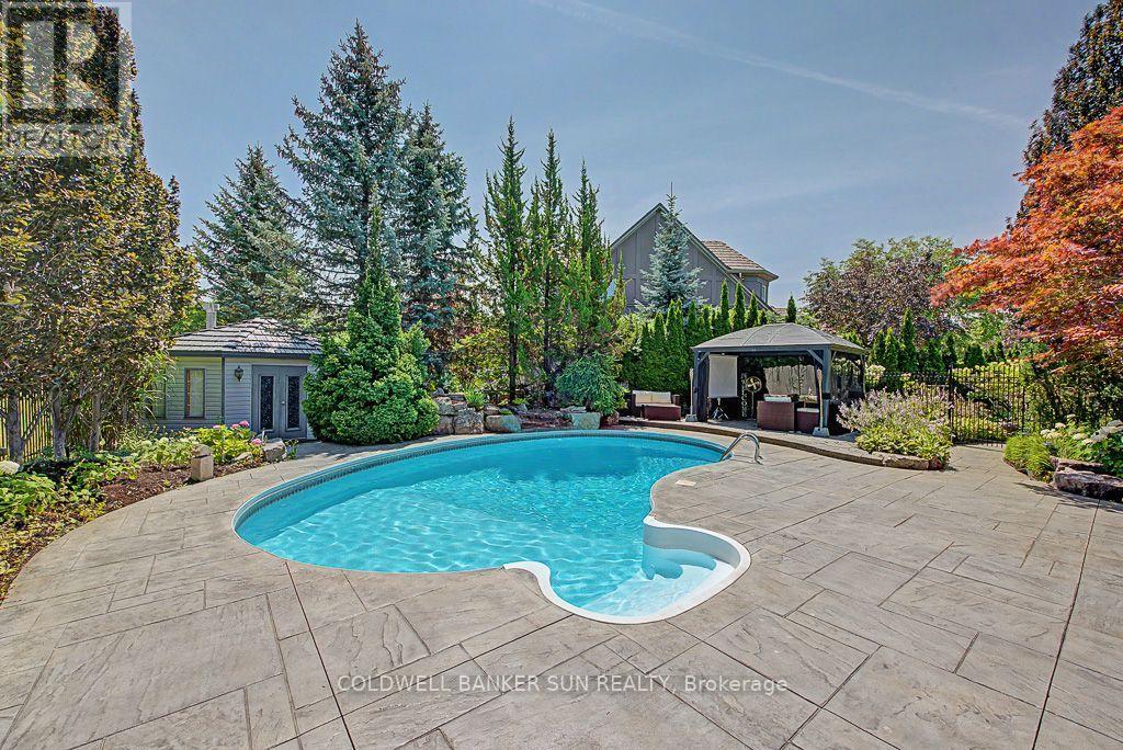 10 PRIDE COURT - Image 41