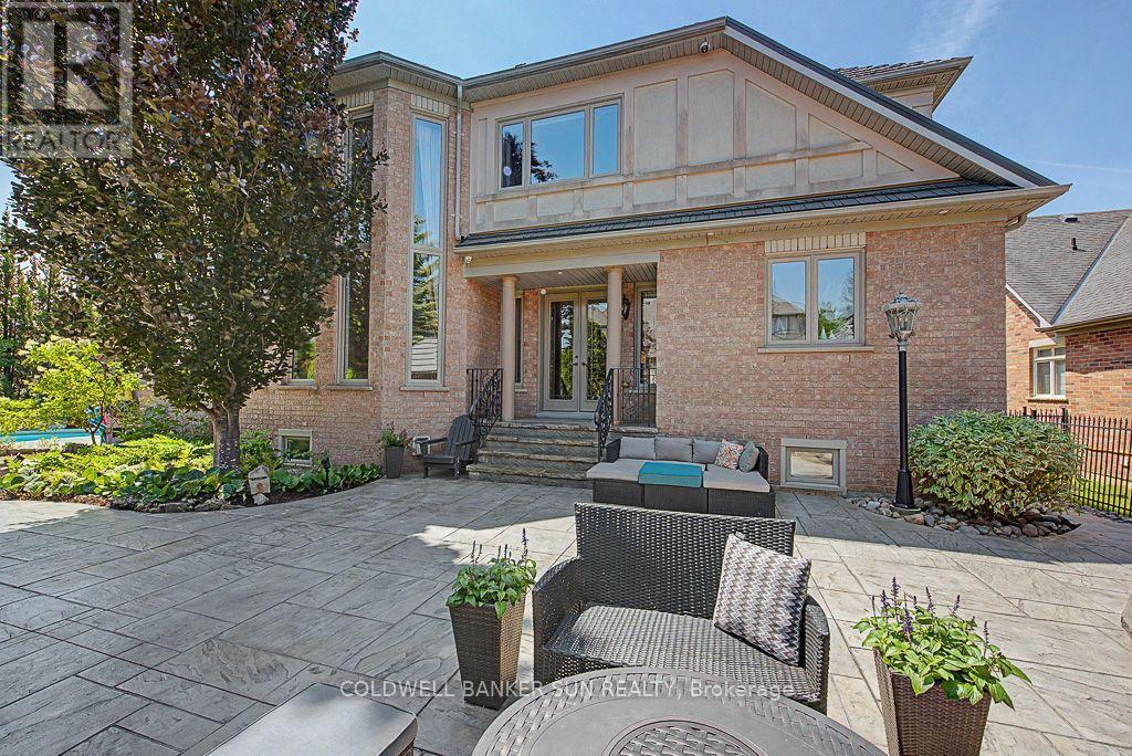 10 PRIDE COURT - Image 45