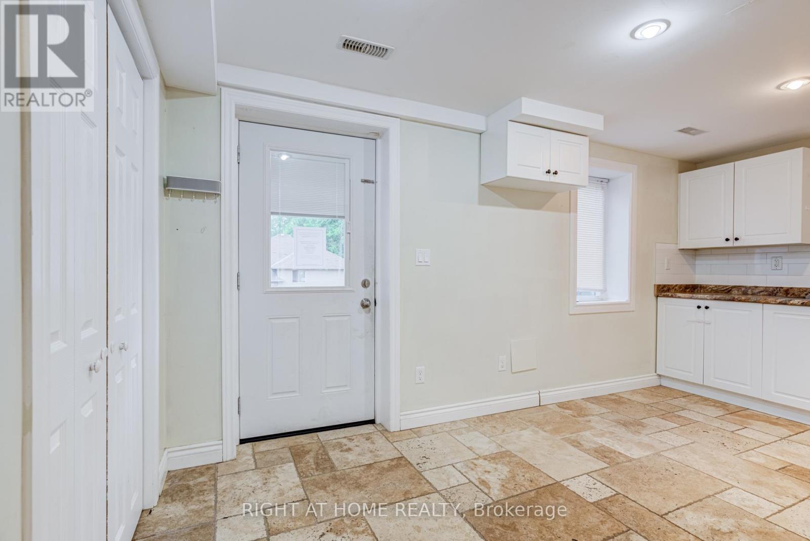 38 WASHINGTON STREET - 28