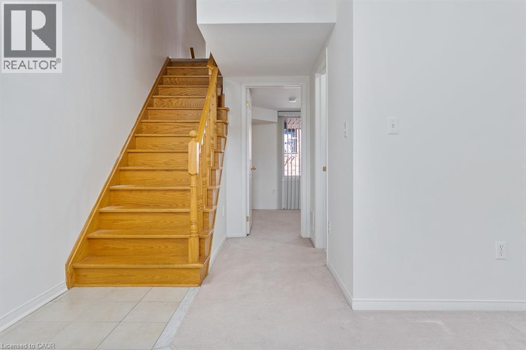 8 JIM BAIRD Mews - 15