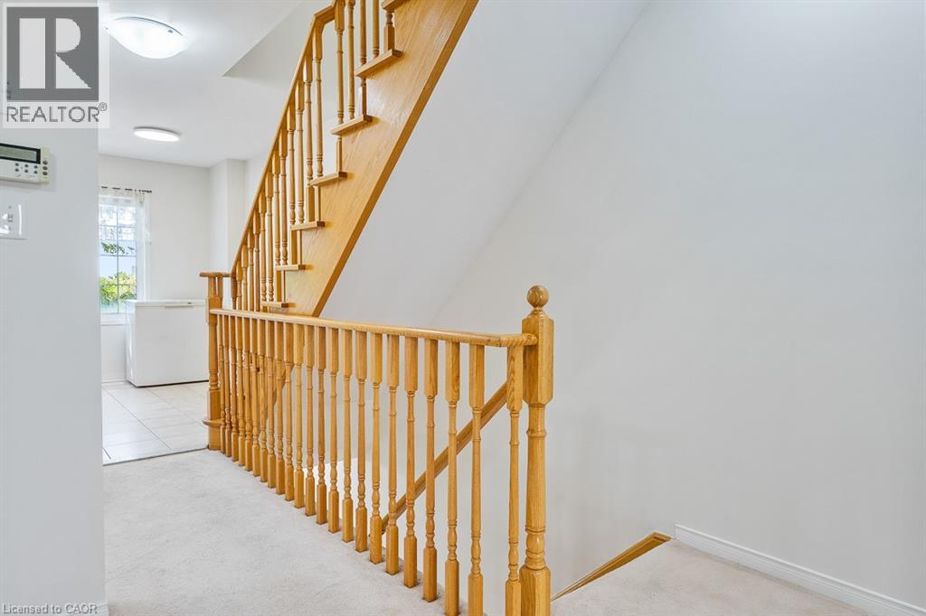 8 JIM BAIRD Mews - 16