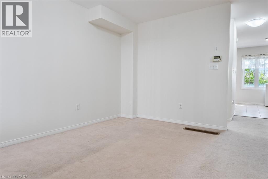 8 JIM BAIRD Mews - 24