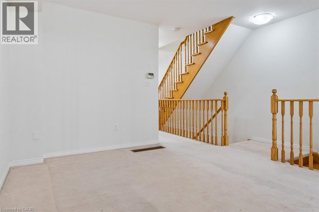 8 JIM BAIRD Mews - 25