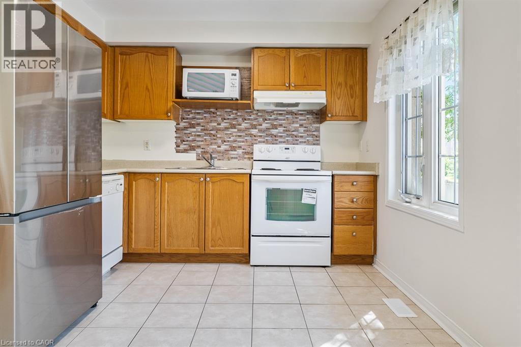 8 JIM BAIRD Mews - 28