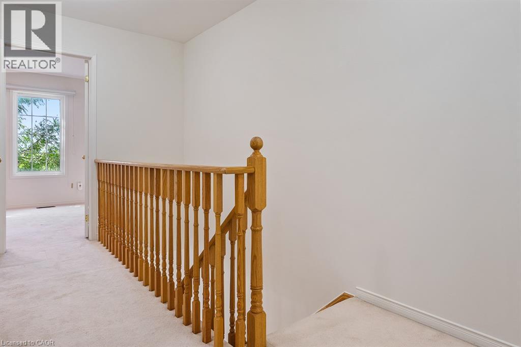 8 JIM BAIRD Mews - 33