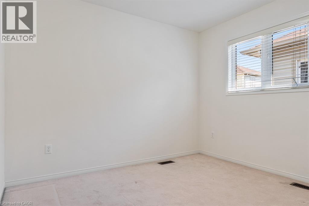 8 JIM BAIRD Mews - 41