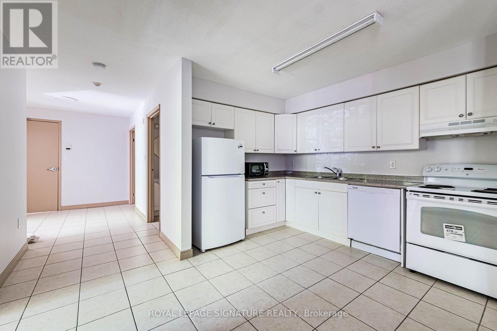 #101 251 LESTER STREET - 17