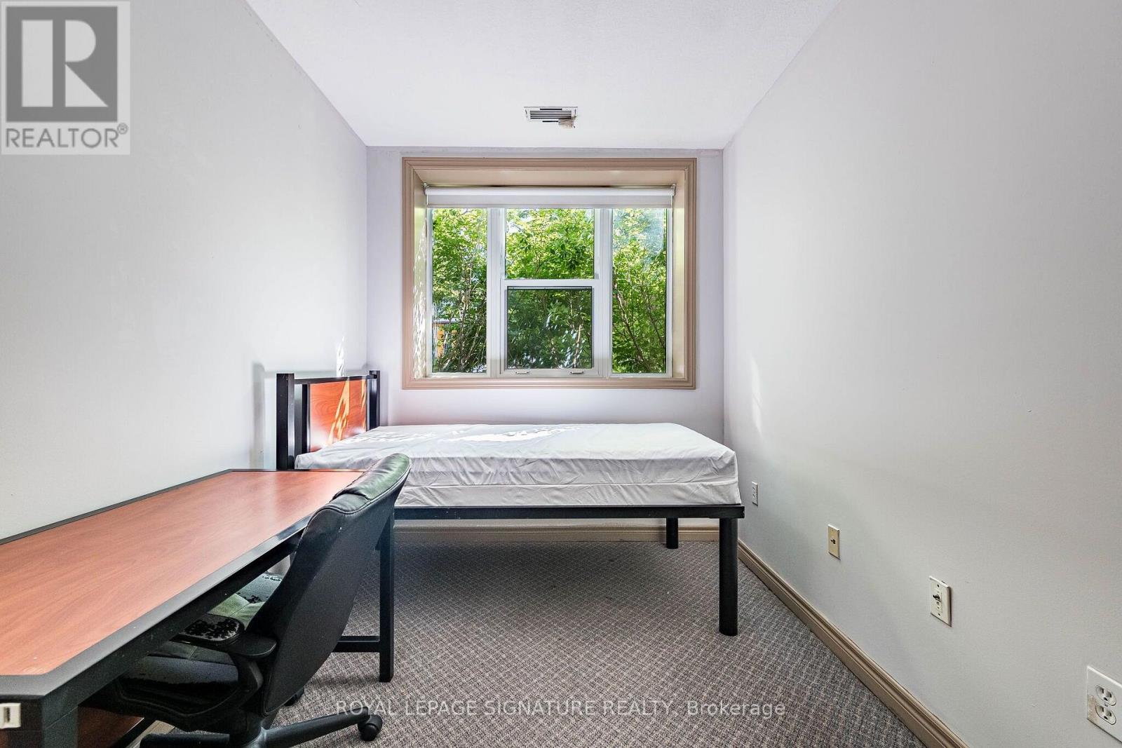 #101 251 LESTER STREET - 32
