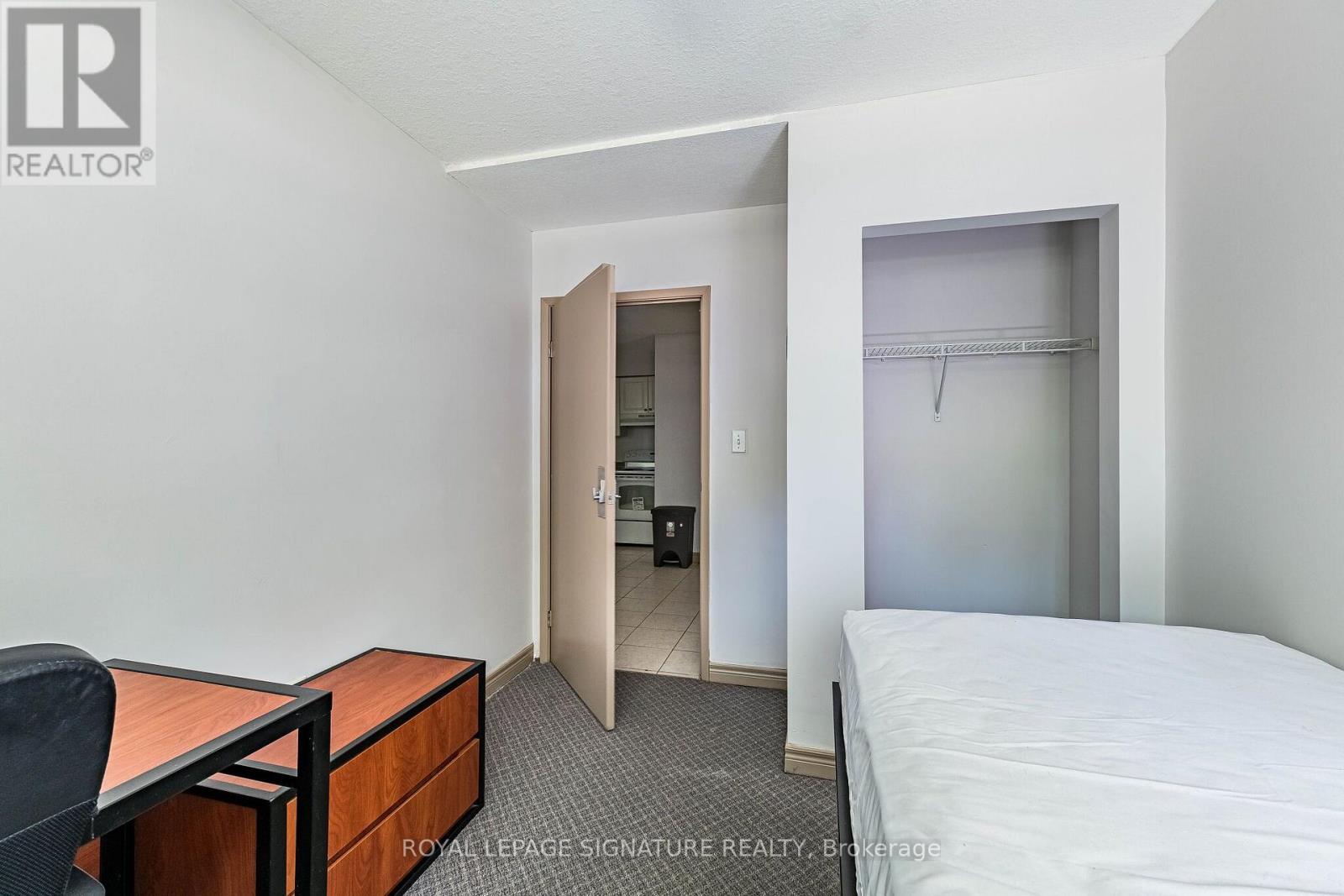 #101 251 LESTER STREET - 40