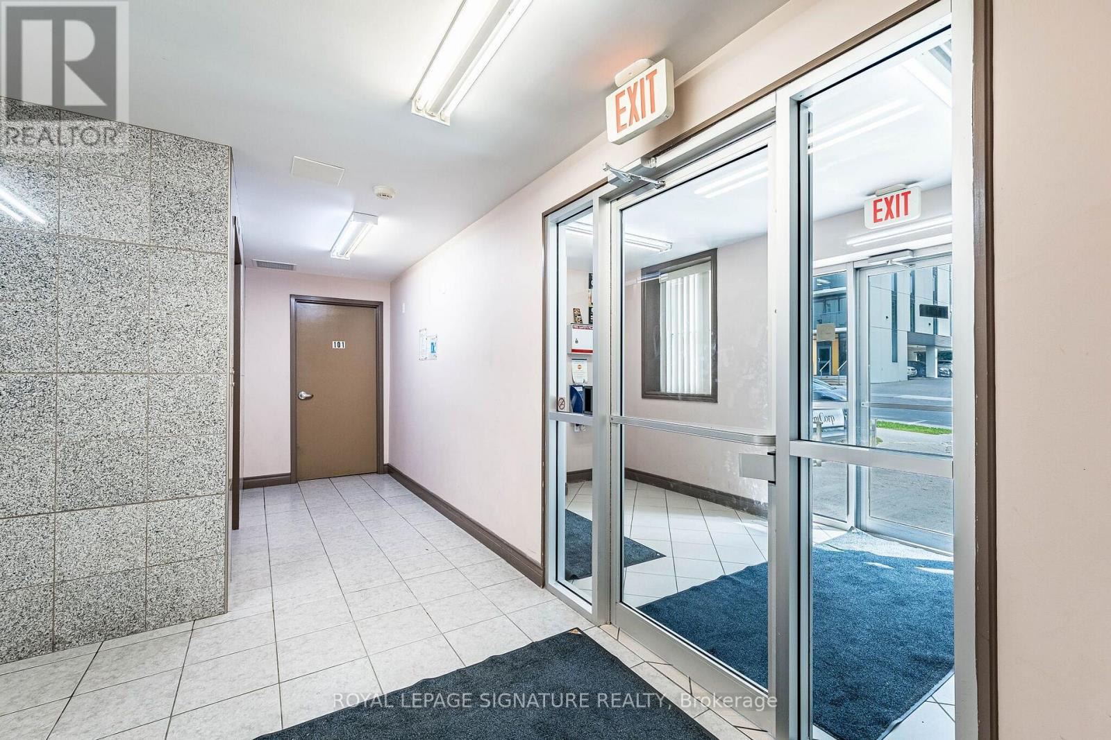 #101 251 LESTER STREET - 6
