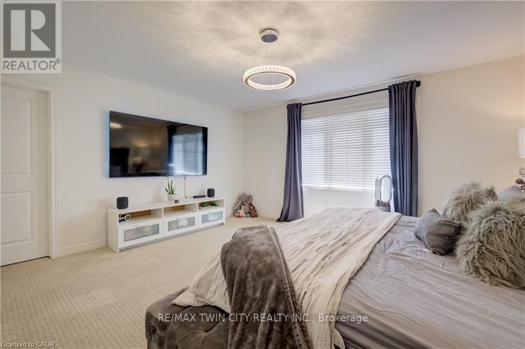 58 MARSHALL DRIVE - 27
