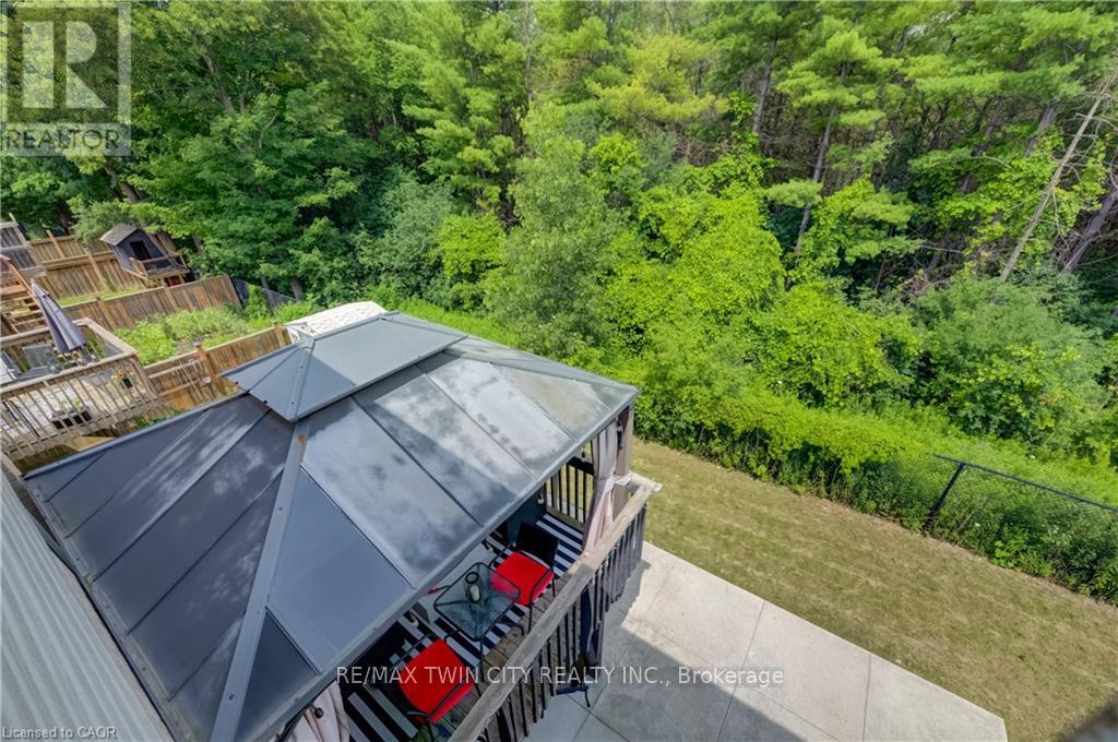58 MARSHALL DRIVE - 35