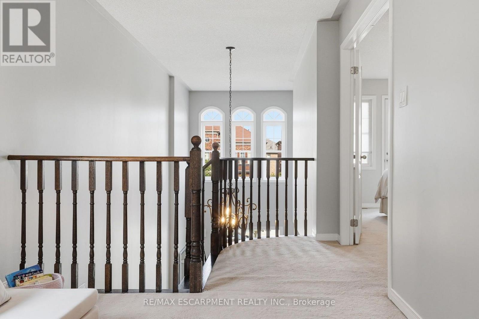 221 NISBET BOULEVARD - 19