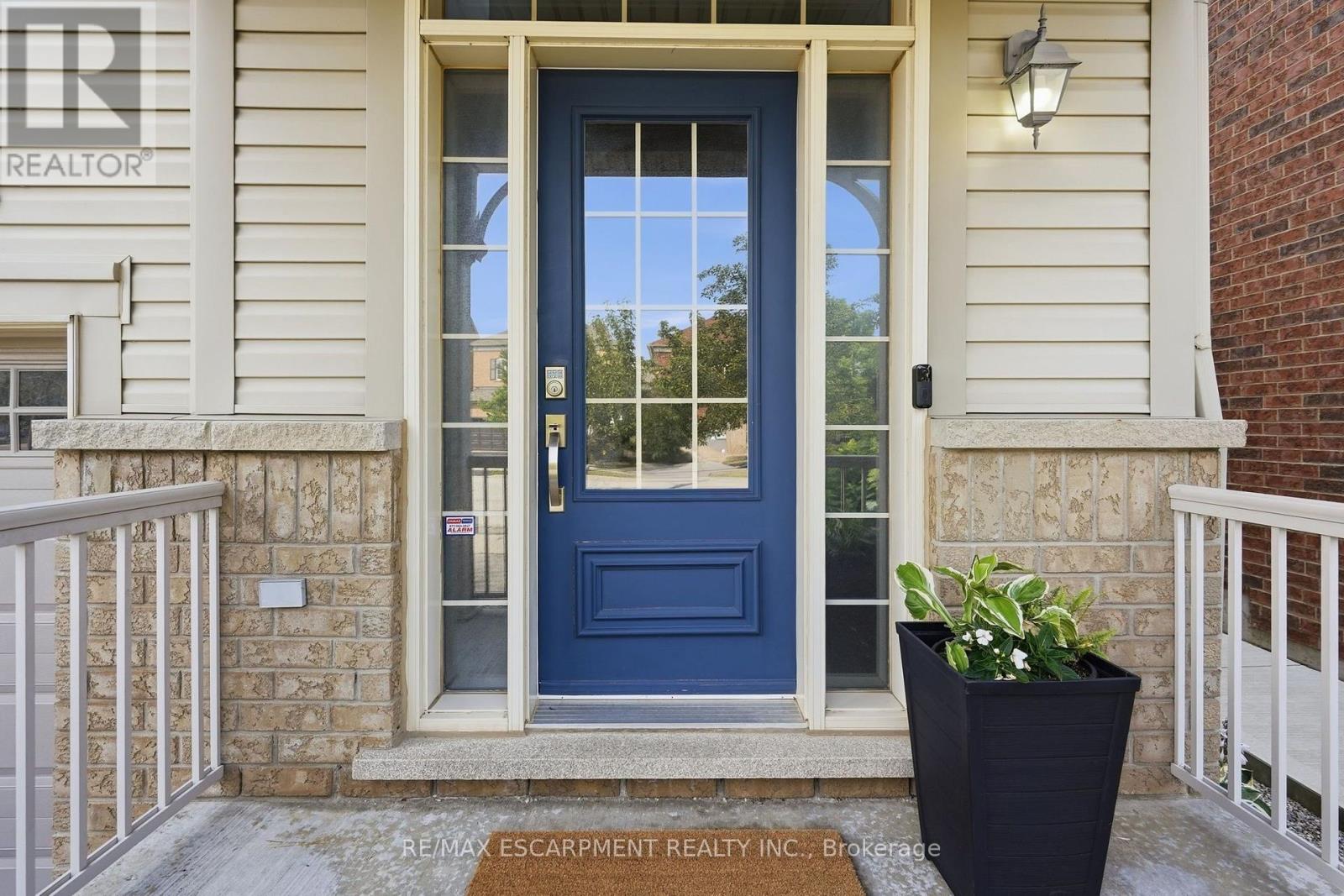 221 NISBET BOULEVARD - 2