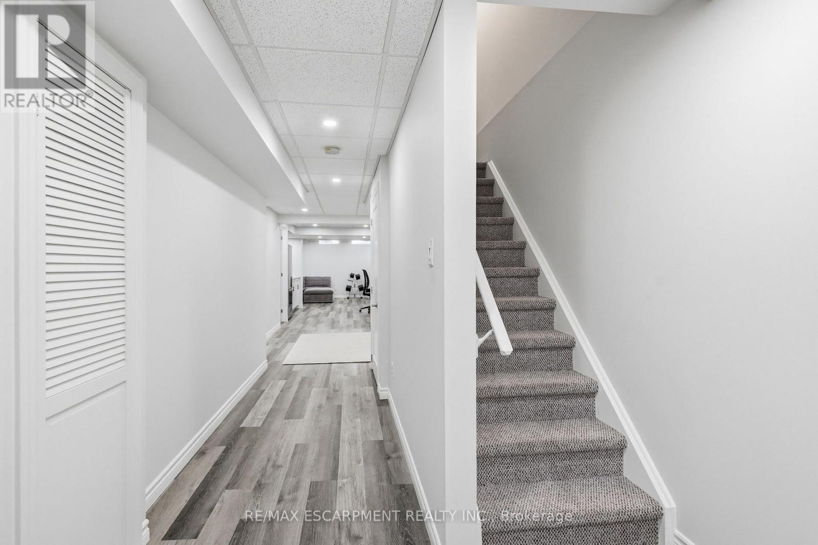 221 NISBET BOULEVARD - 37