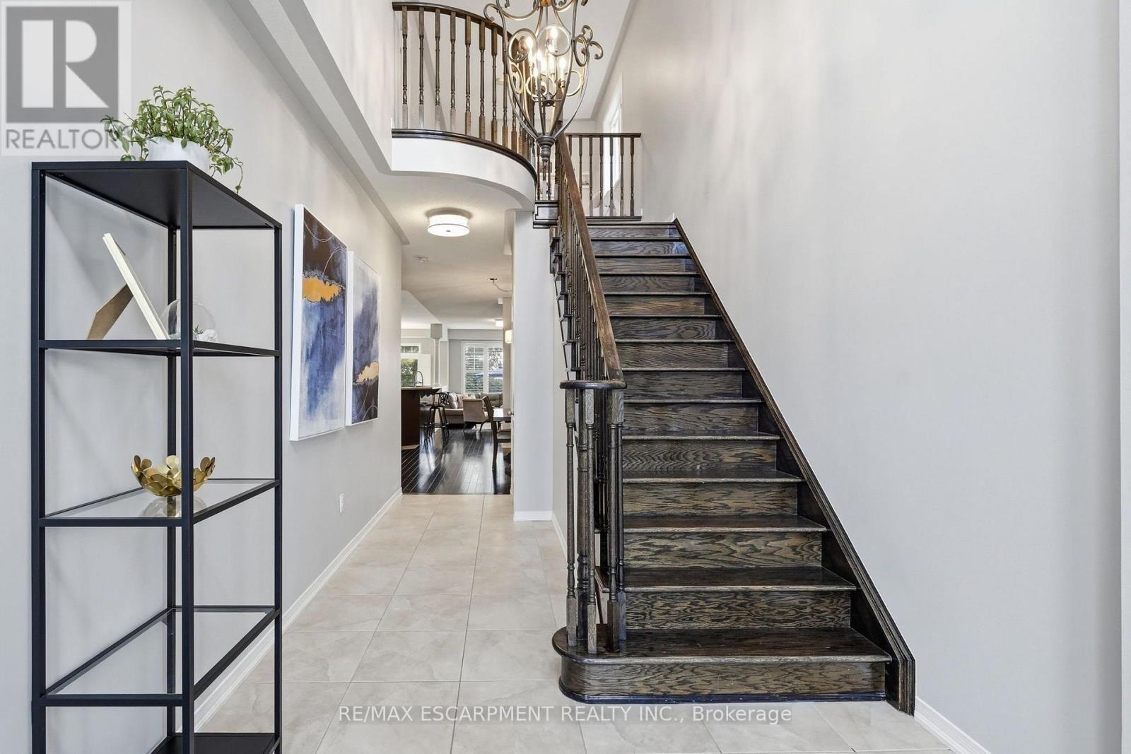221 NISBET BOULEVARD - 4