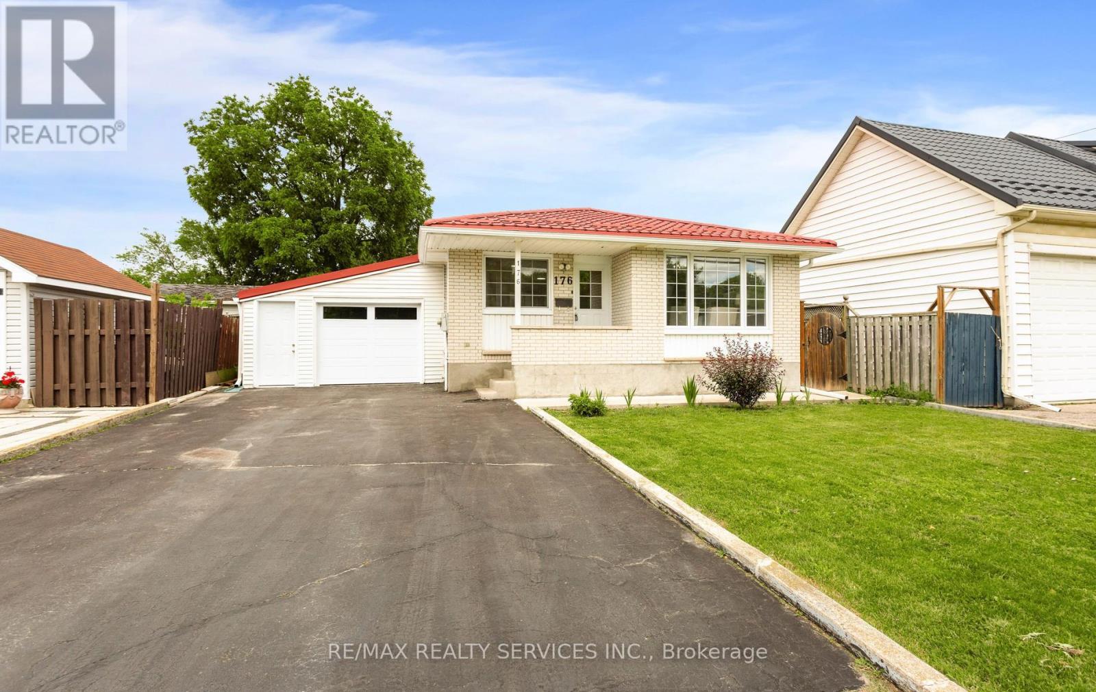 176 SAMUELSON STREET - 2