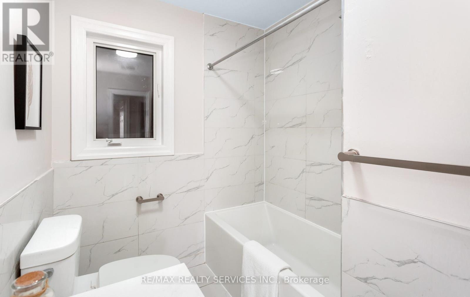 176 SAMUELSON STREET - 20