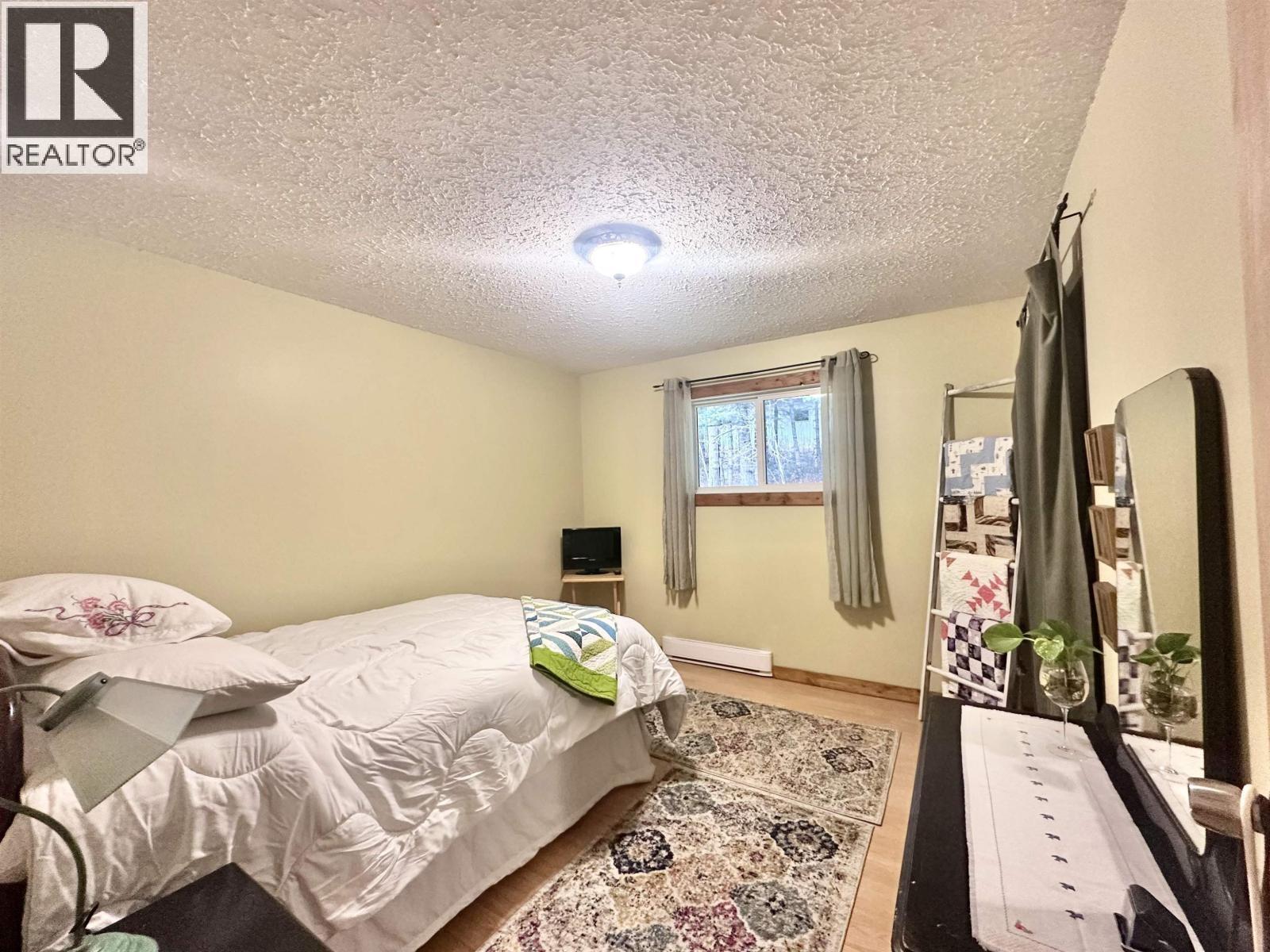 310 MOUNTAIN VIEW ROAD, McBride