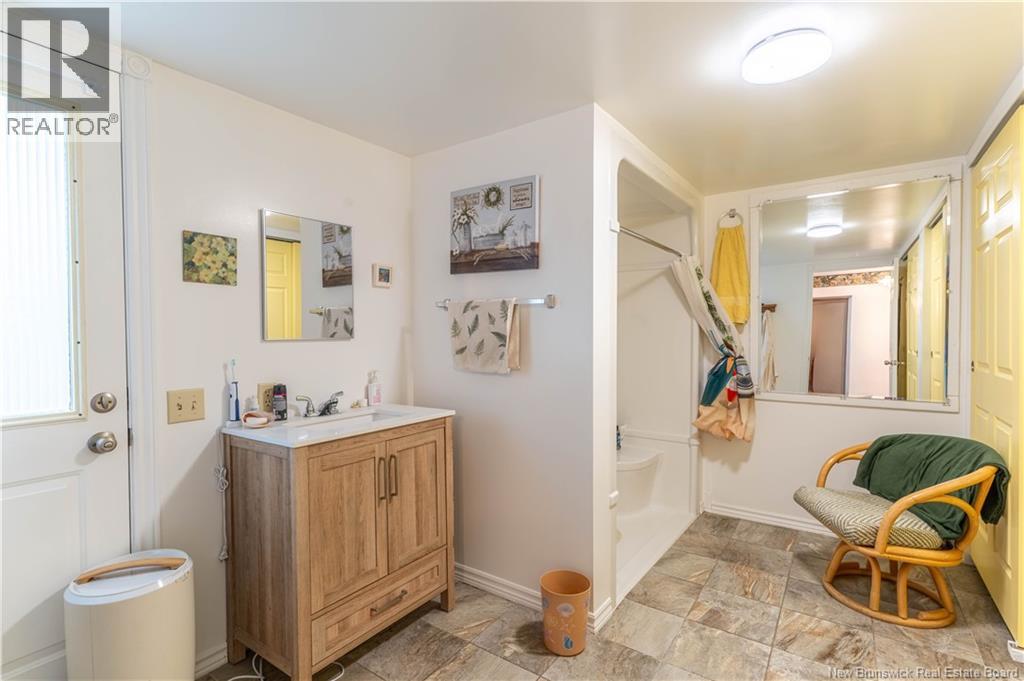 56 Aitken Avenue - 16