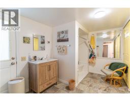 Ensuite - 56 Aitken Avenue, Miramichi, NB E1V3X1 Photo 16
