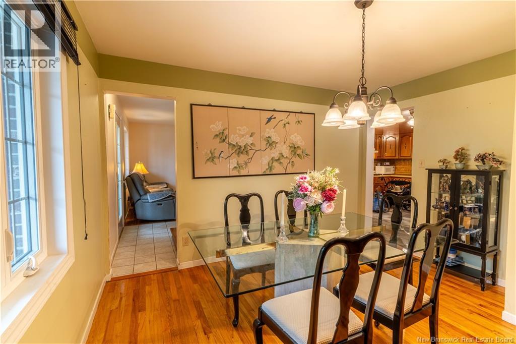 56 Aitken Avenue - 14
