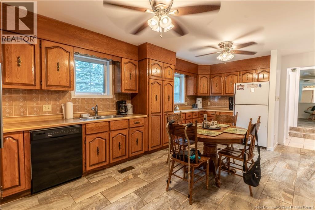 56 Aitken Avenue, Miramichi — photo 2