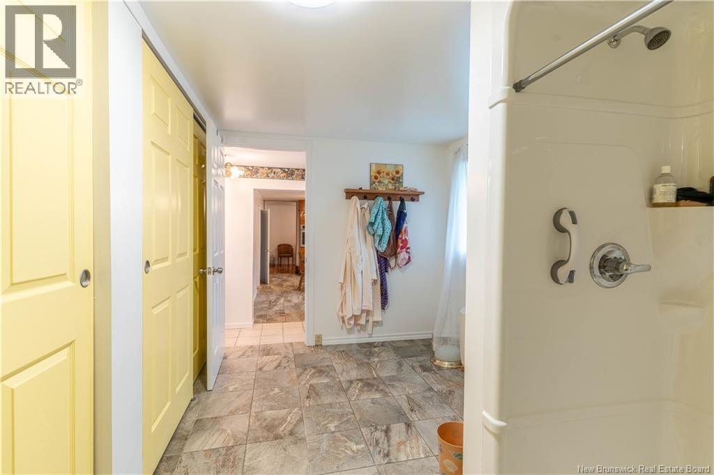 56 Aitken Avenue - 17