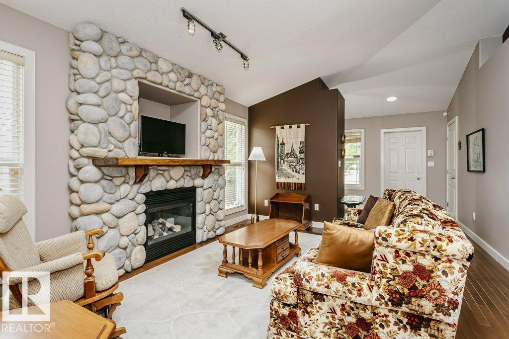 96 Eastgate WY - Image 7