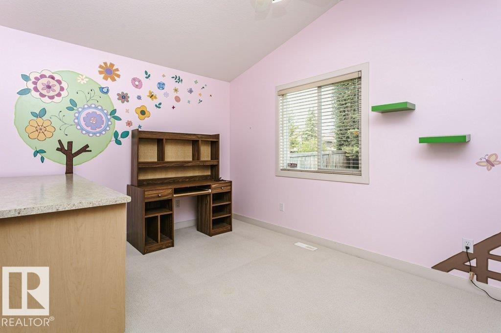 96 Eastgate WY - 21