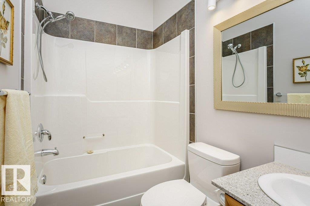 96 Eastgate WY - Image 23