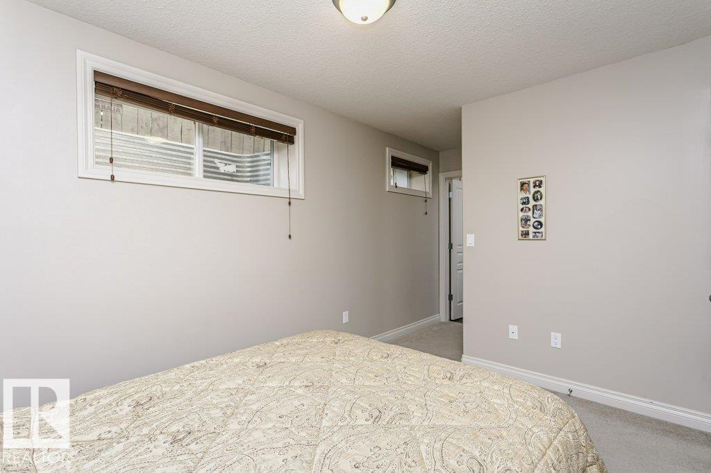 96 Eastgate WY - 26