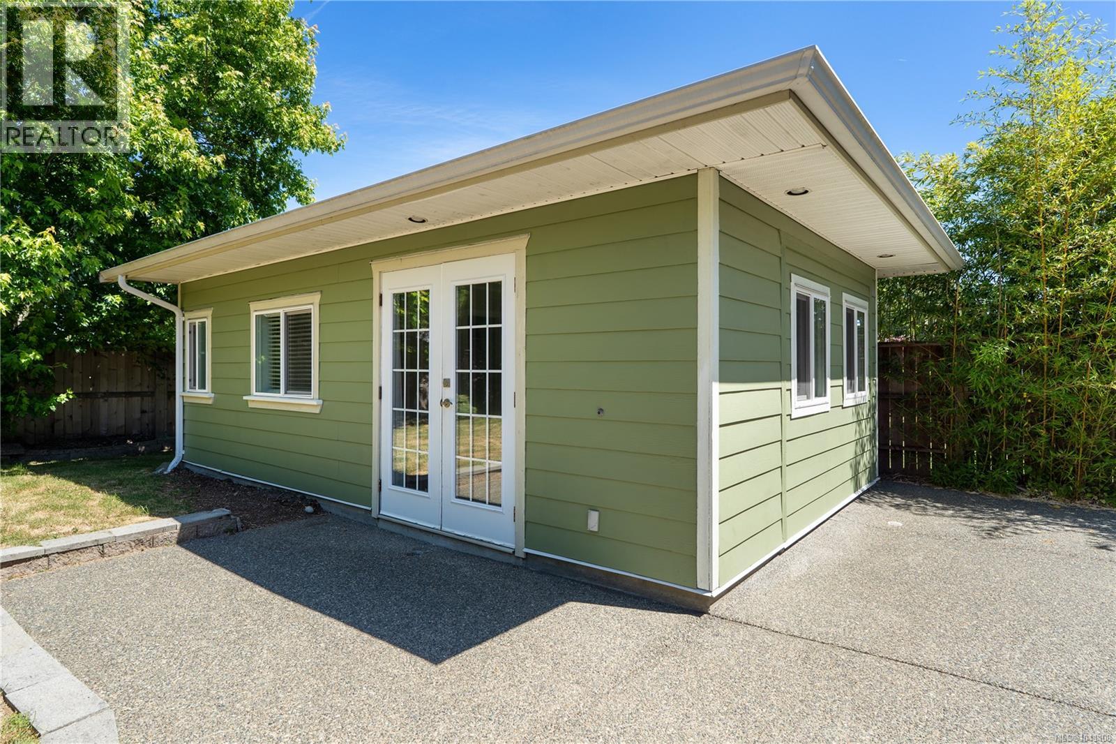 1468 Stroud Rd - 26